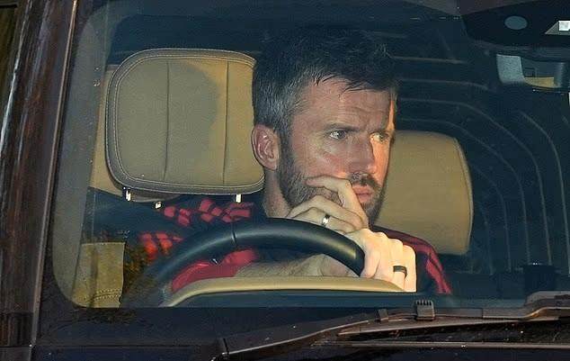 卡里克继续带队训练 曼联换帅犹豫因为钱的问题？